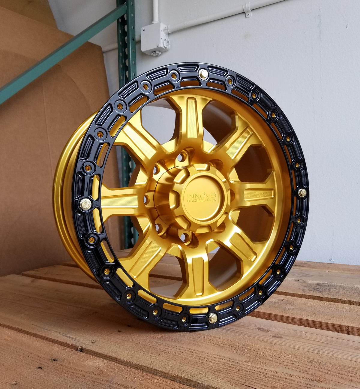 2001+ GM & 2003+ RAM 8lug Center Cap Kit - Mid Height combo