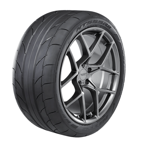 Nitto NT555RII P285/40R18 tire - Nitto N108-540