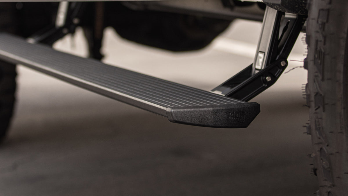 RUNNING BOARDS & STEP BARS