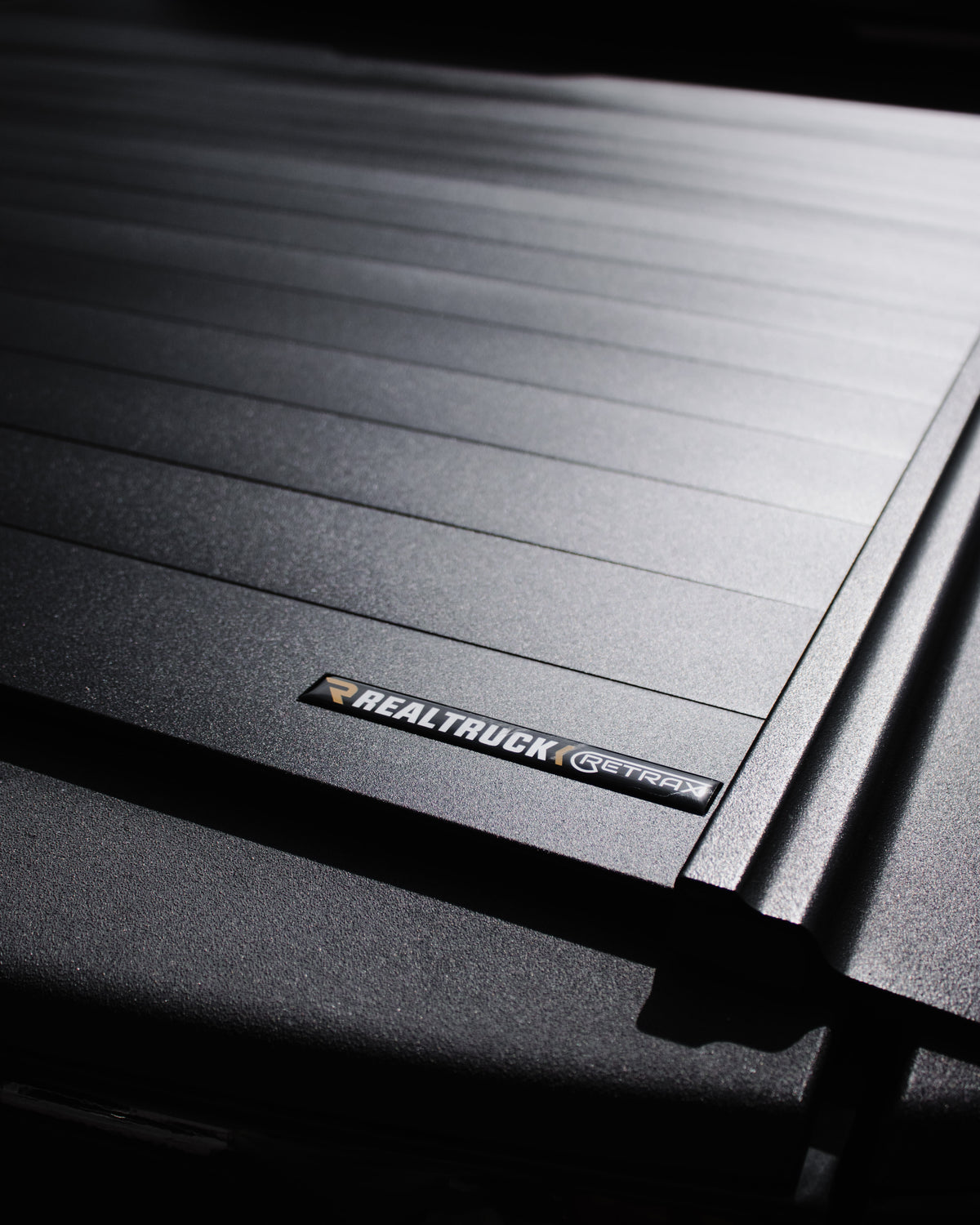TONNEAU COVERS